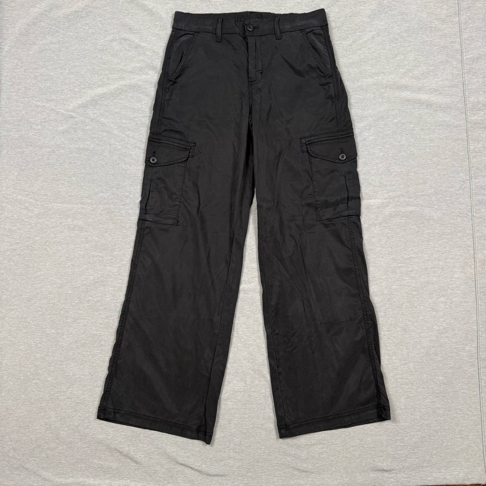 American Eagle Dreamy Drape Black Cargo Pants Mid Rise Baggy Wide Leg 4R